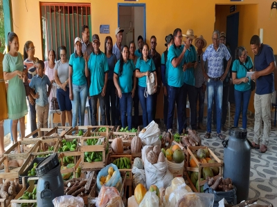 Moradores da ‘Gleba Pelissioli’ promovem doação de alimentos em Santa Terezinha (MT) 