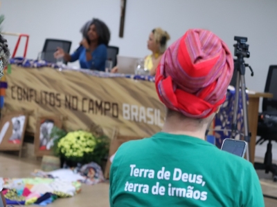 Lançamento do Conflitos no Campo Brasil 2023 é marcado por espiritualidade e denúncia diante do aumento da violência contra as populações camponesas e tradicionais