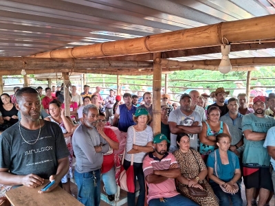 Acampamento Vale do Amanhecer realiza assembleia para debater tentativa de reintegração de posse 