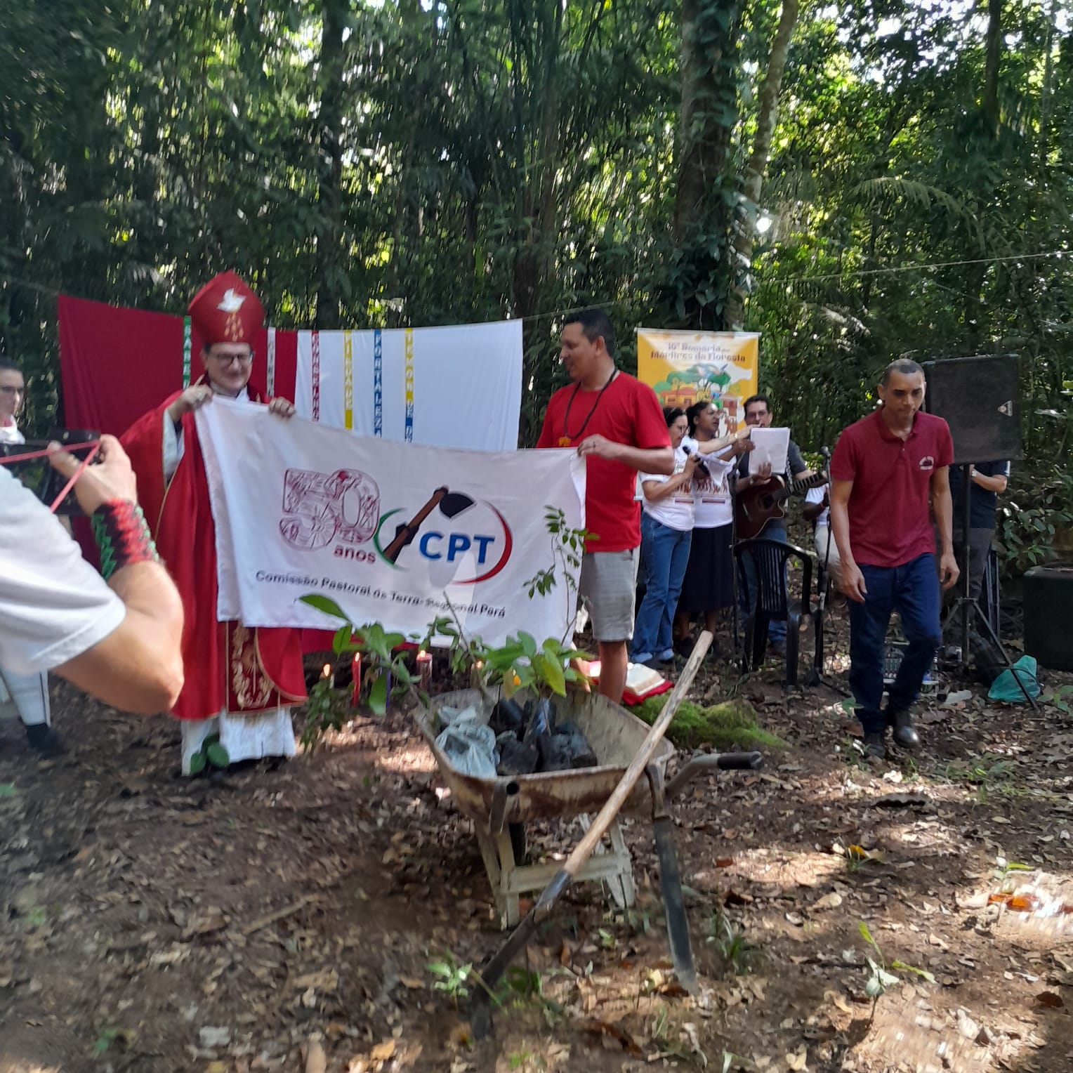 Bispo Dom Vital Corbellini, da Diocese de Marabá, presença constante nas Romarias dos Mártires da Floresta. Foto: CNBB Norte 2
