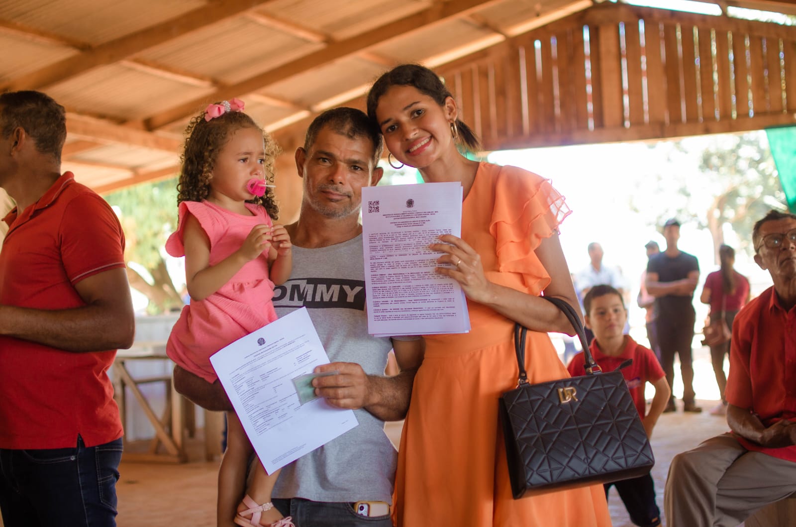 Entre a luta e a resistência, a esperança de dias melhores pelo acesso à terra de se viver, trabalhar e celebrar