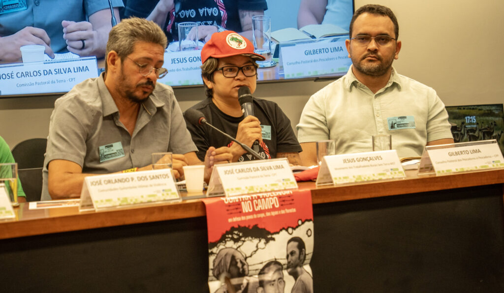 Jesus Gonçalves, do Movimento dos Trabalhadores Rurais Sem Terra (MST), denunciou a ausência de políticas públicas efetivas para combater a violência no campo. Crédito: Adi Spezia / Cimi
