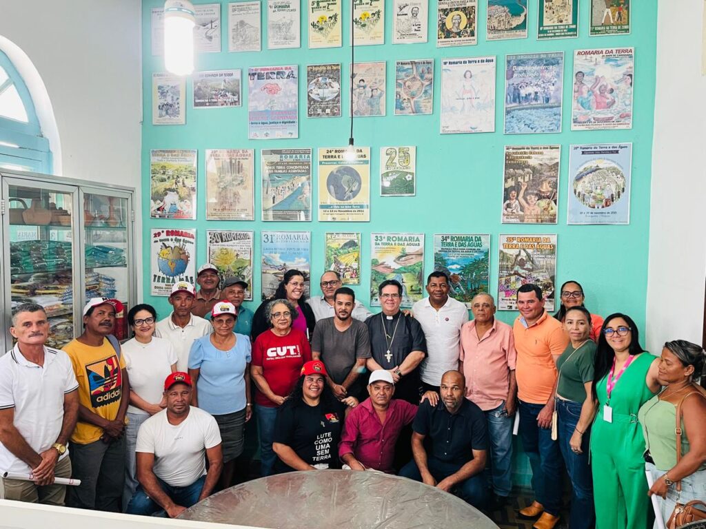 Organizações do campo de Alagoas buscam apoio do arcebispo Dom Beto para evitar despejo nas terras da Laginha e Guaxuma
