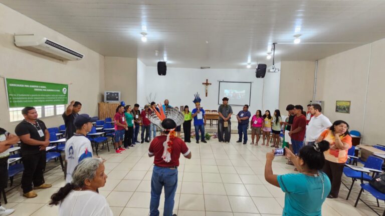 Na Carta, os povos da Amazônia denunciam as falsas soluções do chamado “capitalismo verde” para a crise climática. Foto: Acervo CPT Rondônia