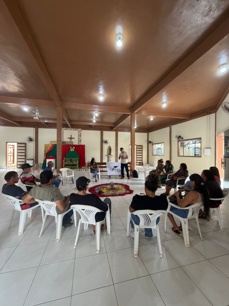 Comunidades impactadas pelas enchentes na divisa entre os estados do Acre, sul do Amazonas e ponta do Abunã (divisa com Rondônia) participaram do encontro “Mulheres e Homens fortalecendo seus quintais”. Foto: CPT Acre