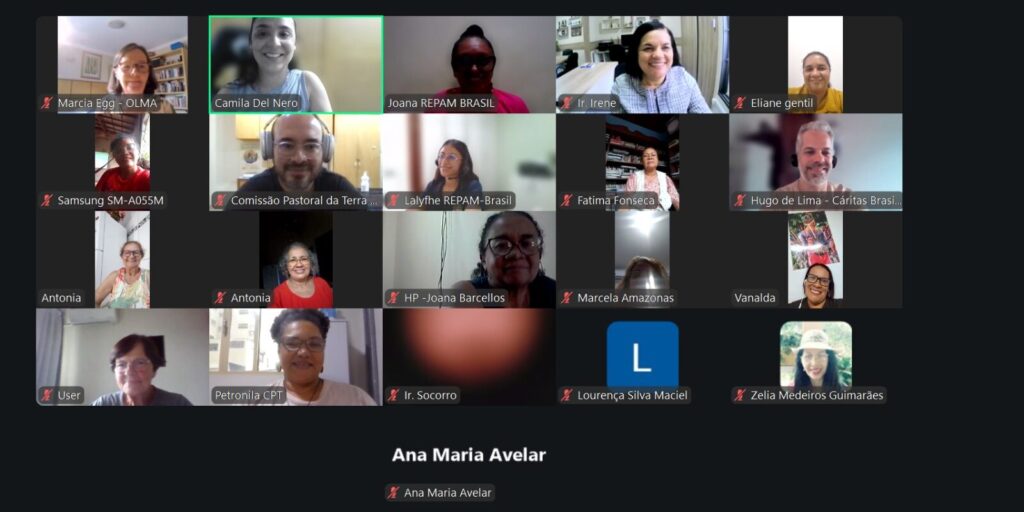 Encontro de escuta coletiva reuniu mulheres de diversos territórios da Amazônia: indígenas, ribeirinhas, quebradeiras de coco e extrativistas. Foto: REPAM/Divulgação